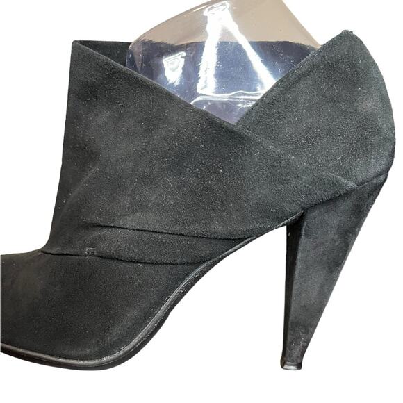 COACH Astrid Black Soft Suede High Heel Ankle Bootie Women’s Size 9‎ - Picture 7 of 12